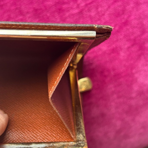 Gorgeous and rare snap authentic Louis Vuitton Wallet - Picture 13 of 15